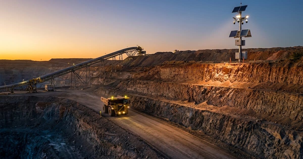 Mining site with VDS mobile surveillance